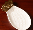 Ananas dish-white&gold